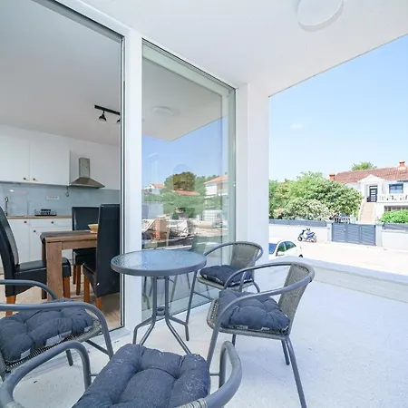 Regina Paloma With Swimming Pool * Jezera