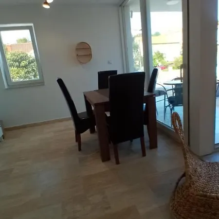 Regina Paloma With Swimming Pool Apartment *