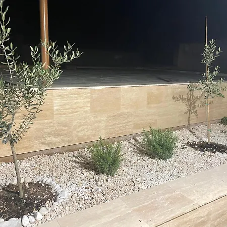 Regina Paloma With Swimming Pool