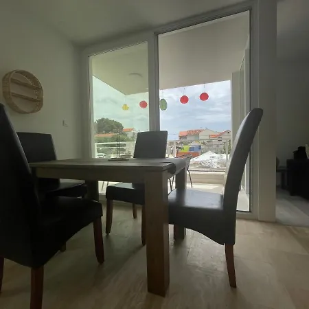 Regina Paloma With Swimming Pool