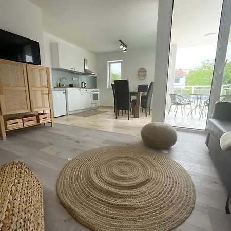 Appartement Regina Paloma With Swimming Pool *