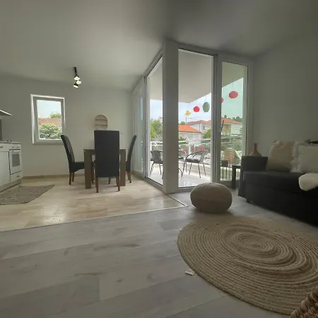 Appartement Regina Paloma With Swimming Pool *
