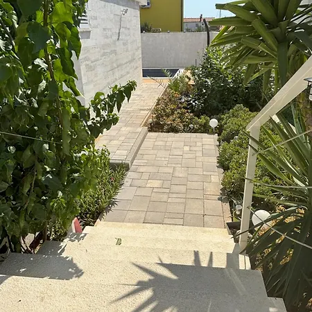 Regina Paloma With Swimming Pool Apartment *