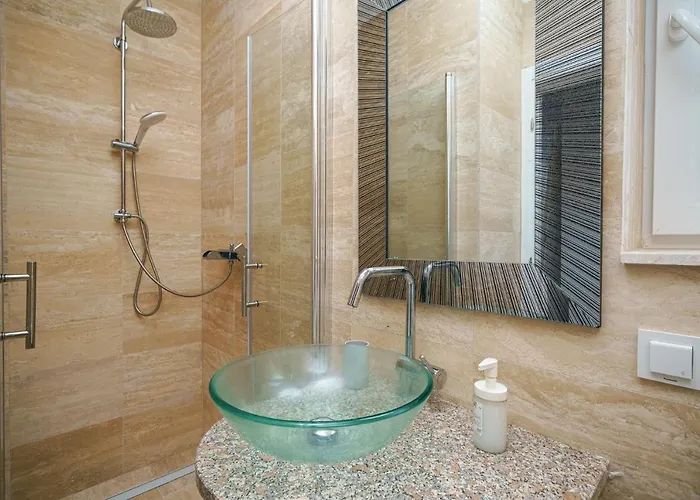 Regina Paloma With Swimming Pool Apartman Jezera