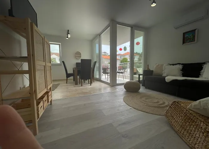 Regina Paloma With Swimming Pool Lejlighed