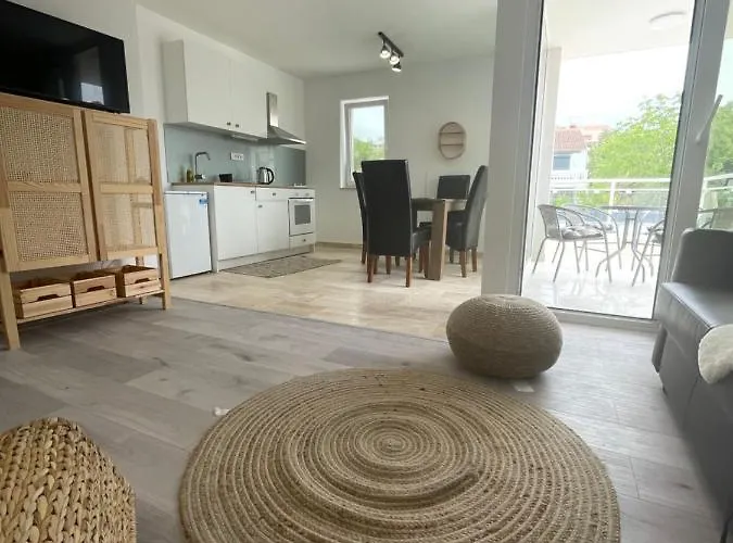 Appartement Regina Paloma With Swimming Pool *