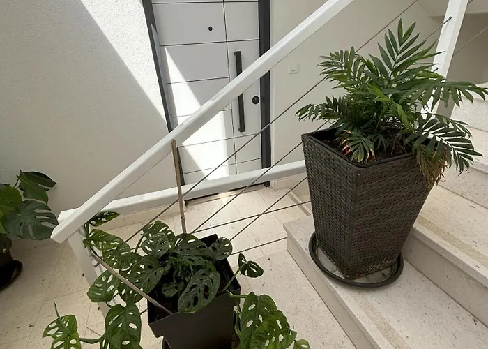 Apartman Regina Paloma With Swimming Pool Jezera